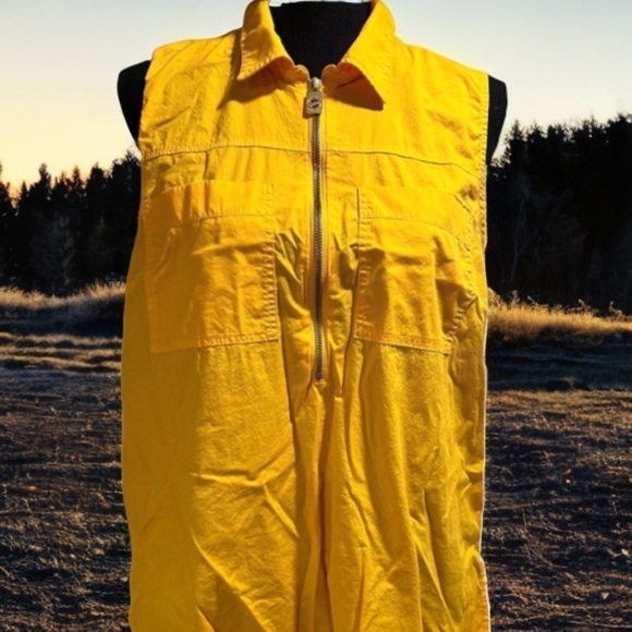 EUC Michael Kors Ladies Bright Mustard Yellow Dandelion 1/2 Zip Top Size XL - Picture 1 of 15